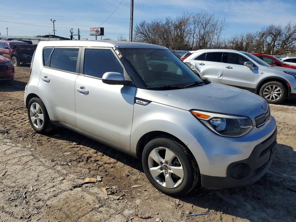 Продаж на аукціоні авто 2018 Kia Soul, vin: KNDJN2A29J7578656, номер лоту: 74776175