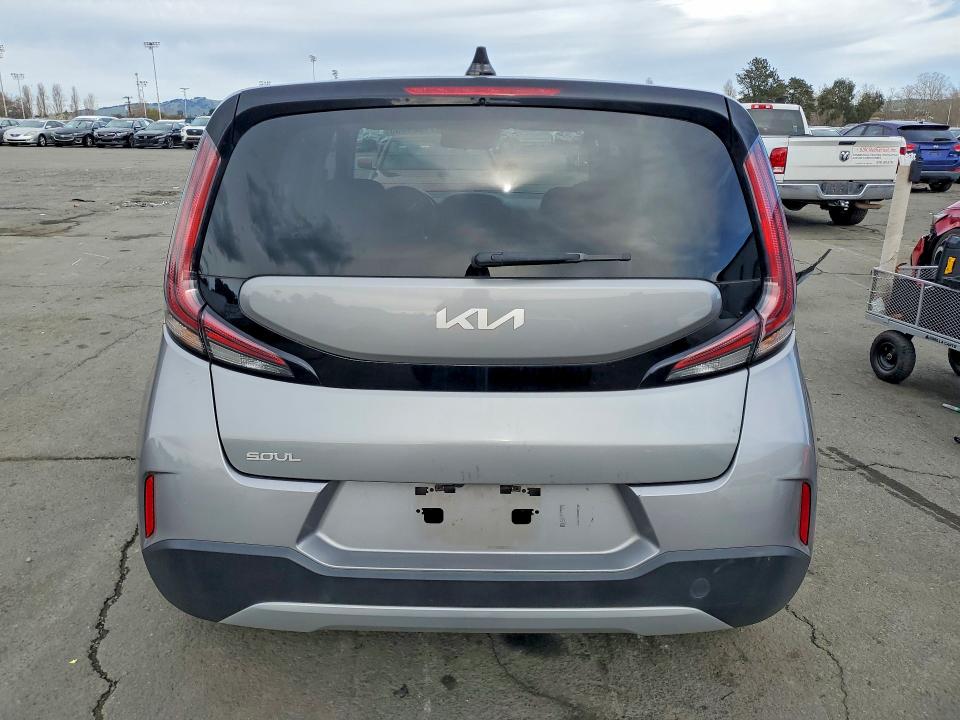 Продаж на аукціоні авто 2023 Kia Soul, vin: KNDJ23AU6P7889146, номер лоту: 77924305