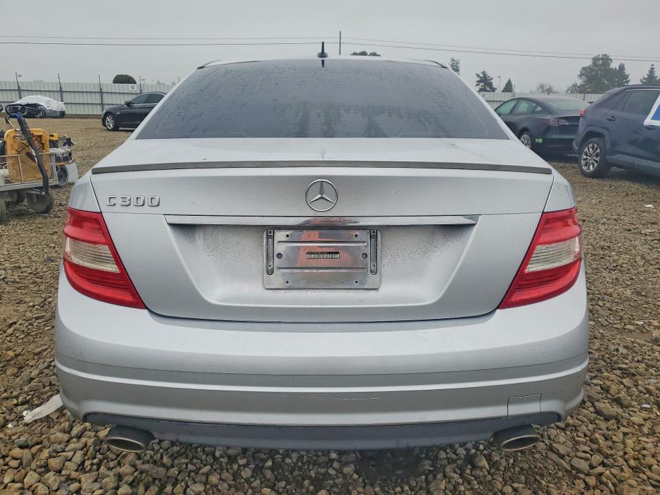 Продажа на аукционе авто 2011 Mercedes-benz C, vin: WDDGF5EB3BR161872, номер лота: 77156415