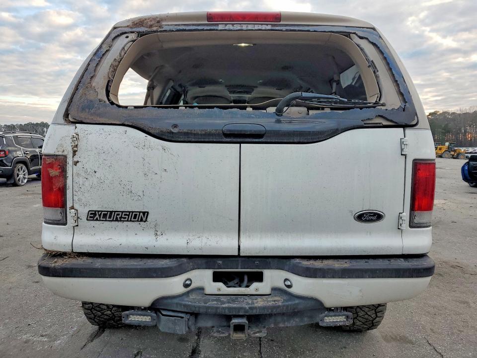 Продажа на аукционе авто 2000 Ford Excursion, vin: 1FMNU41L8YEE17709, номер лота: 75910615