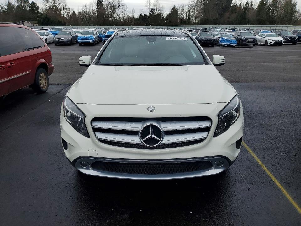Продаж на аукціоні авто 2015 Mercedes-benz Gla, vin: WDCTG4GB0FJ040261, номер лоту: 75350875