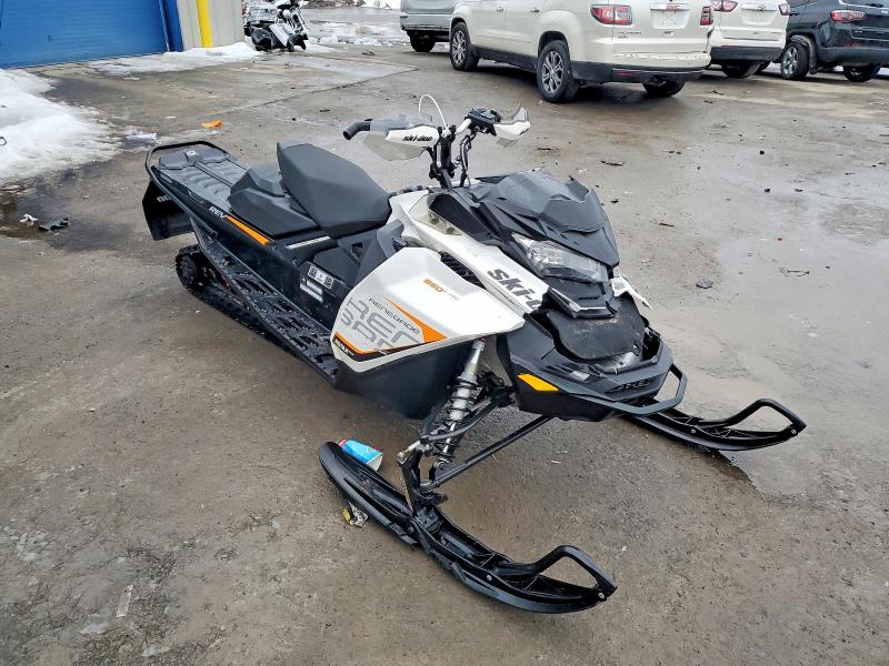 Продаж на аукціоні авто 2017 Ski-doo Renegade Adrenaline, vin: 2BPSUFHX6HV000546, номер лоту: 76566305