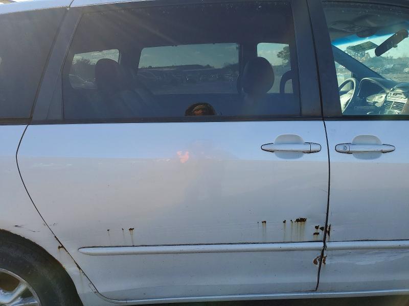 76265275 :رقم المزاد ، 5TDBA22C15S053190 vin ، 2005 Toyota Sienna مزاد بيع