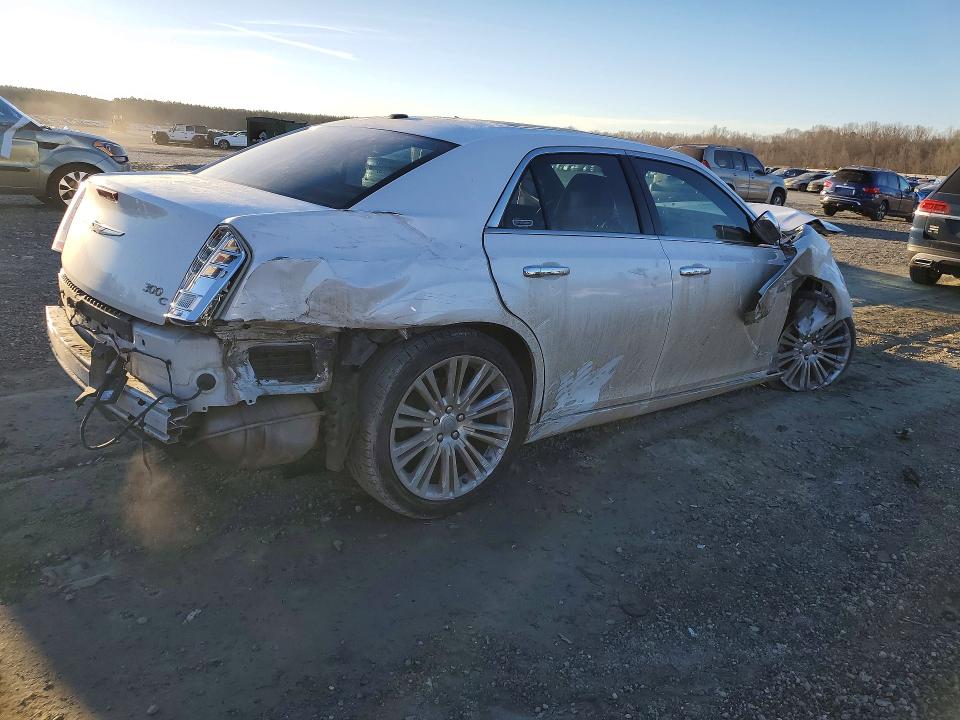 2013 Chrysler 300c მანქანა იყიდება აუქციონზე, vin: 2C3CCAET7DH527908, აუქციონის ნომერი: 77132715