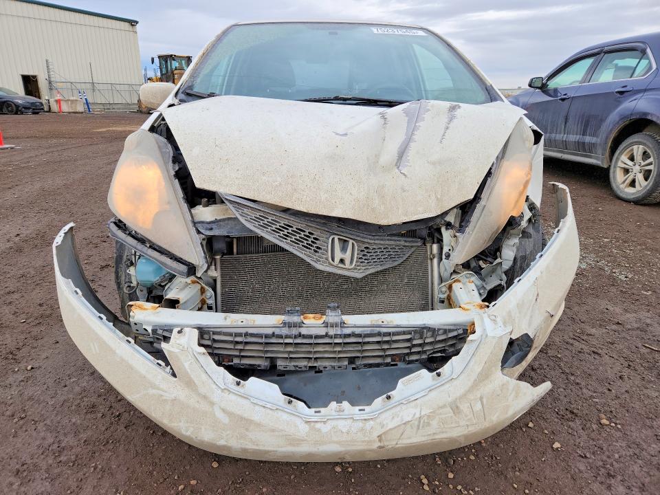 2013 Honda Fit მანქანა იყიდება აუქციონზე, vin: LUCGE8G57D3000674, აუქციონის ნომერი: 75237545