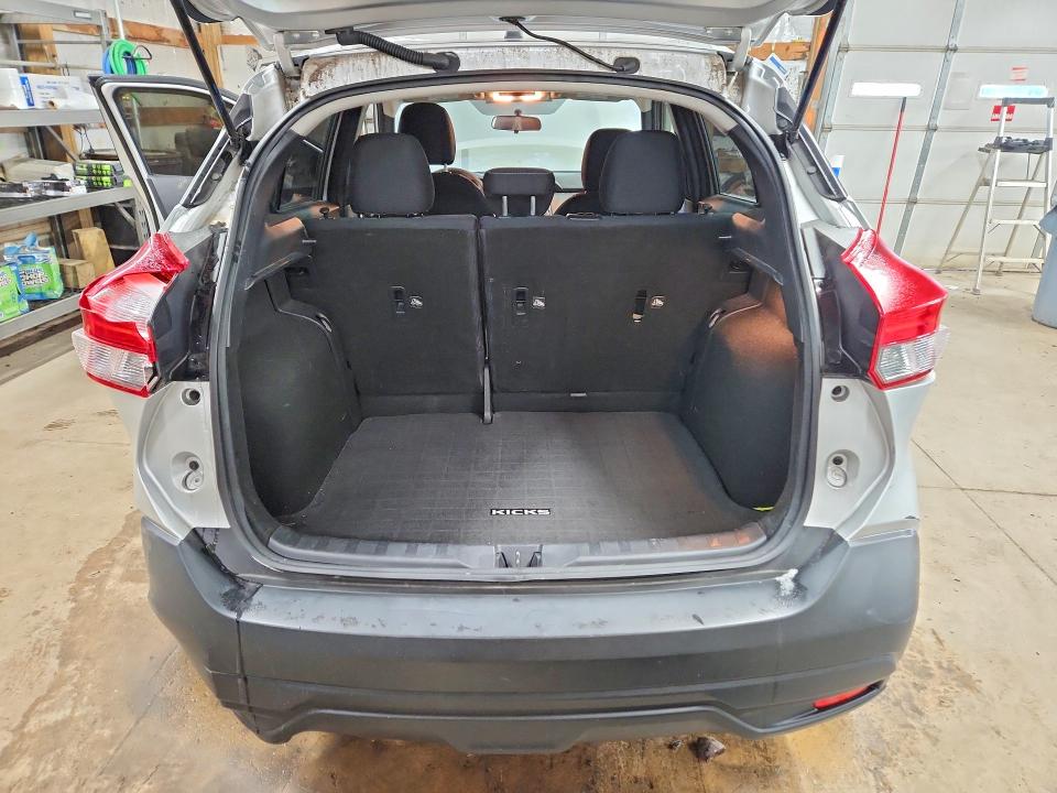 Продаж на аукціоні авто 2018 Nissan Kicks, vin: 3N1CP5CU2JL519529, номер лоту: 75471595