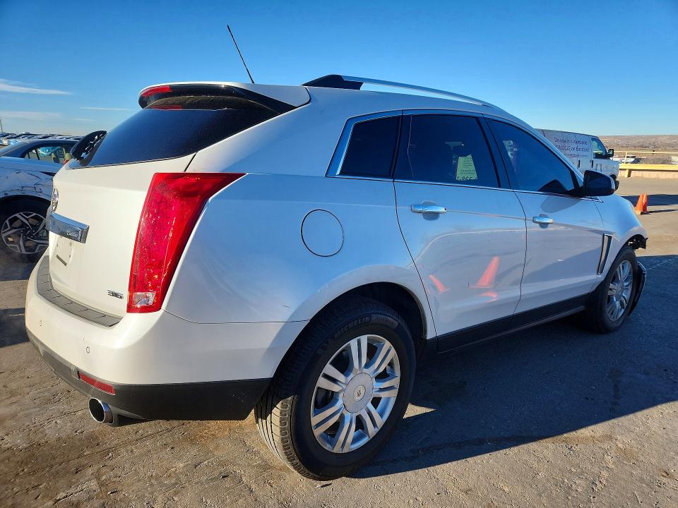 Продажа на аукционе авто 2015 Cadillac Srx, vin: 3GYFNBE37FS572785, номер лота: 77967315
