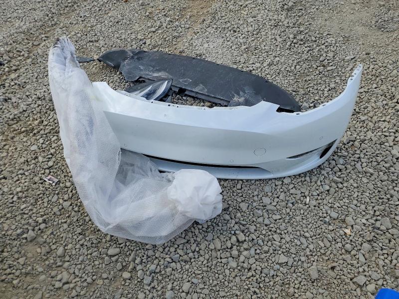 76976515 :رقم المزاد ، 7SAYGDEE8NF388214 vin ، 2022 Tesla Model Y مزاد بيع