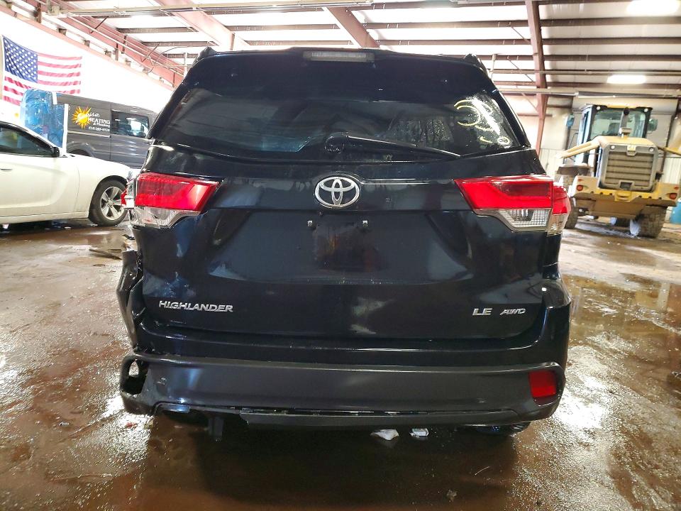 2018 Toyota Highlander მანქანა იყიდება აუქციონზე, vin: 5TDBZRFH7JS880998, აუქციონის ნომერი: 78650675