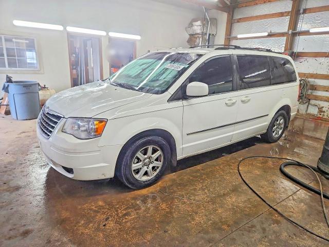 Auction sale of the 2010 Chrysler Town & Country, vin: 2A4RR8D15AR422359, lot number: 78561335