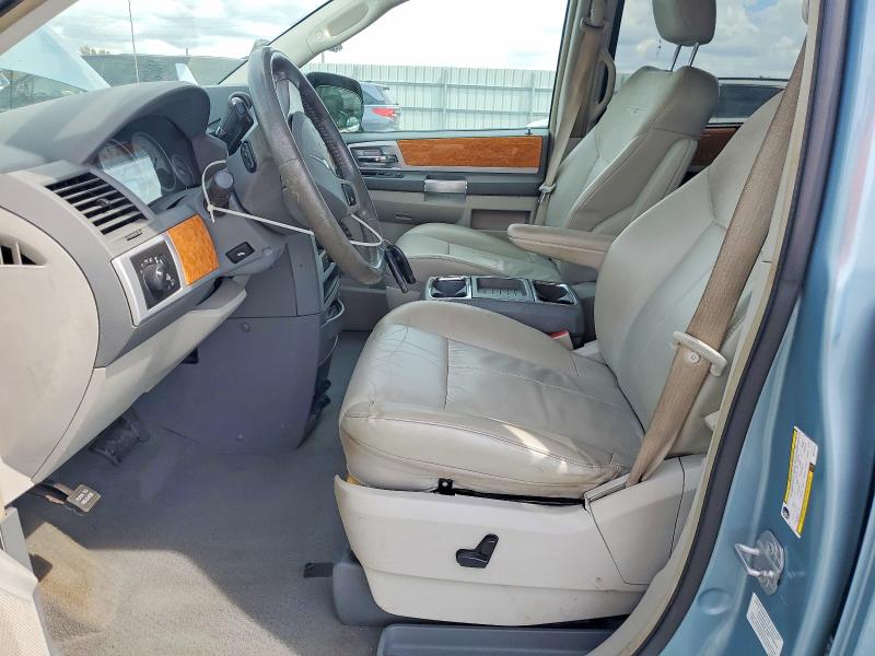 2008 Chrysler Town & Country მანქანა იყიდება აუქციონზე, vin: 2A8HR64X48R747517, აუქციონის ნომერი: 79280175