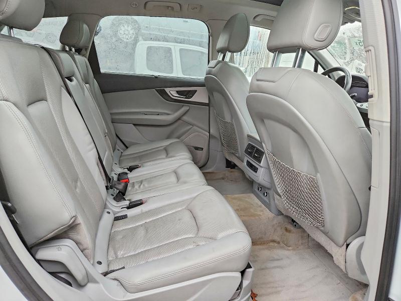 77578805 :رقم المزاد ، WA1LHBF70JD006973 vin ، 2018 Audi Q7 مزاد بيع