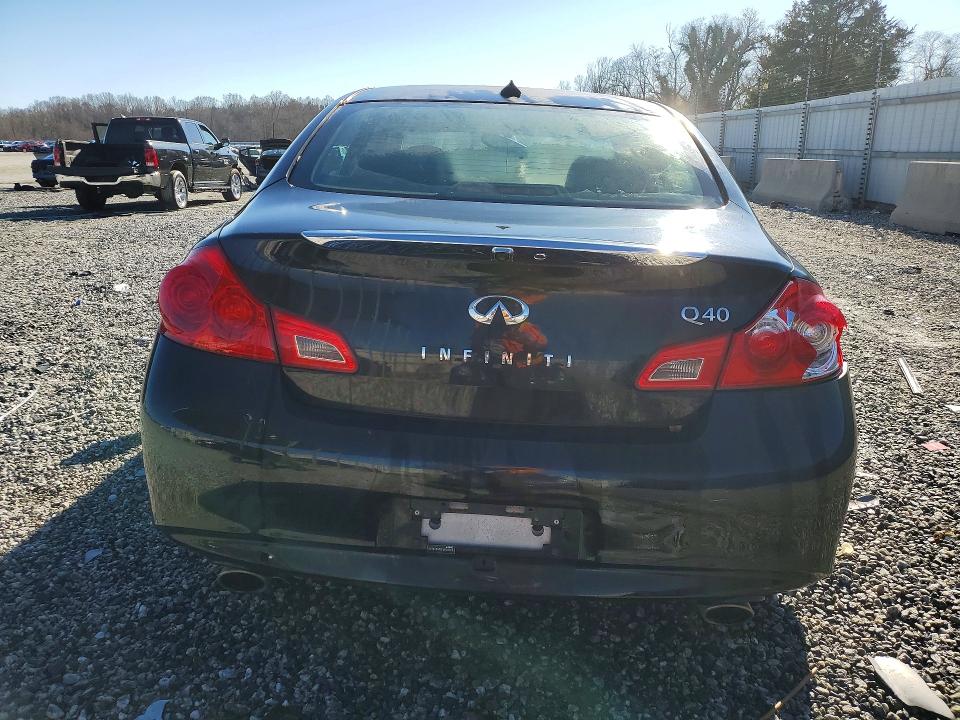 76972385 :رقم المزاد ، JN1CV6AP6FM503565 vin ، 2015 Infiniti Q40 مزاد بيع