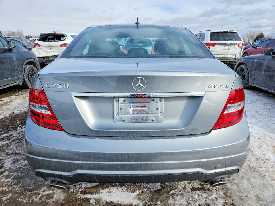 76910505 :رقم المزاد ، WDDGF8FB8CA688743 vin ، 2012 Mercedes-benz C مزاد بيع