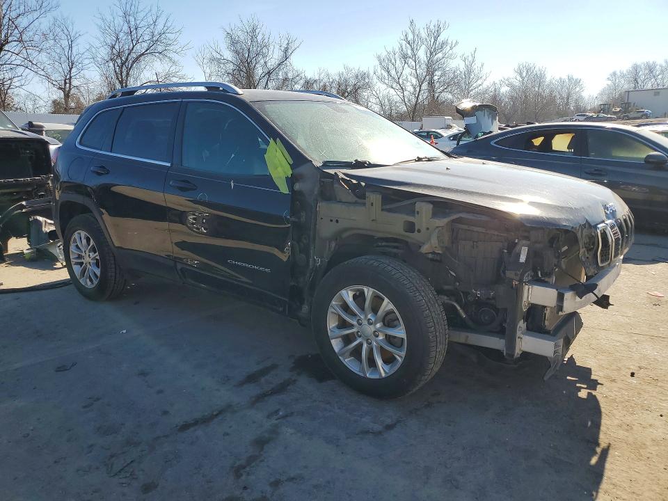 2019 Jeep Cherokee მანქანა იყიდება აუქციონზე, vin: 1C4PJLCB0KD333286, აუქციონის ნომერი: 78739895