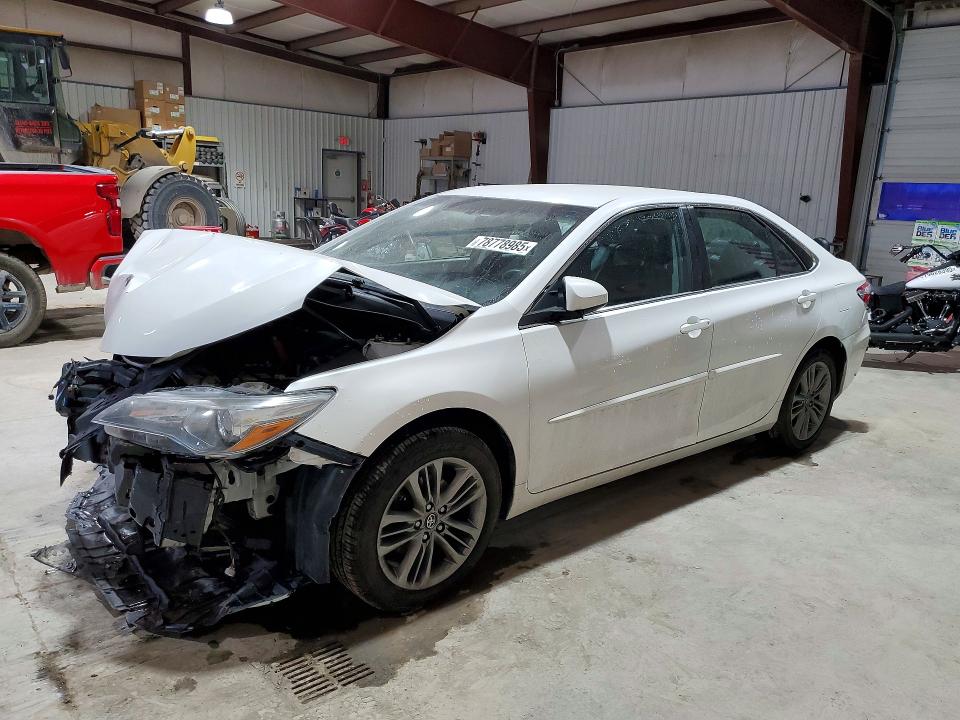 2017 Toyota Camry მანქანა იყიდება აუქციონზე, vin: 4T1BF1FK5HU403882, აუქციონის ნომერი: 78778985