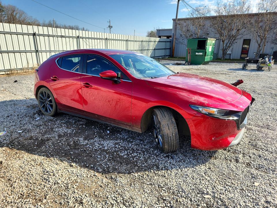 Продажа на аукционе авто 2023 Mazda 3, vin: JM1BPALM9P1611786, номер лота: 74417905