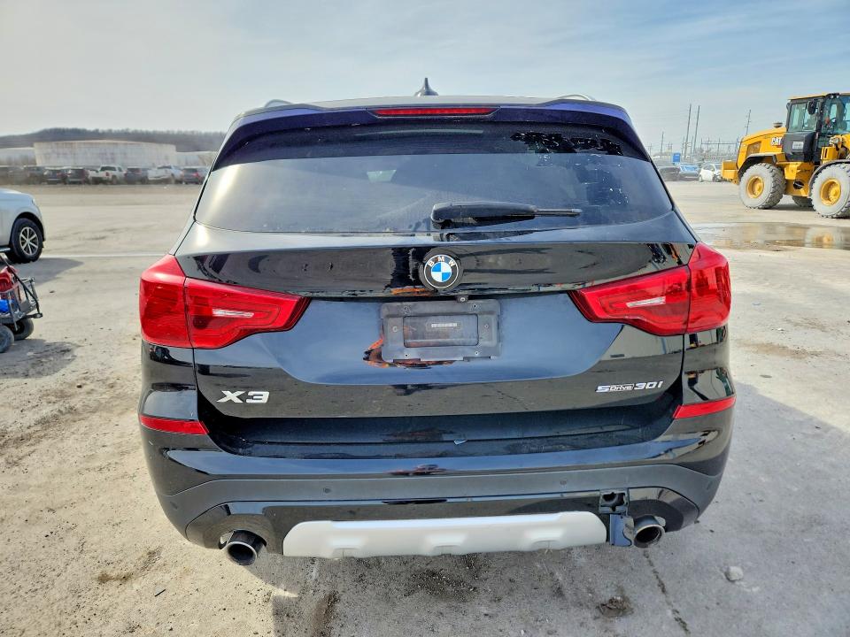 79223855 :رقم المزاد ، 5UXTR7C59KLF24740 vin ، 2019 Bmw X3 مزاد بيع