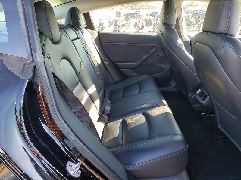 2022 Tesla Model 3 მანქანა იყიდება აუქციონზე, vin: 5YJ3E1EA4NF373363, აუქციონის ნომერი: 77094315