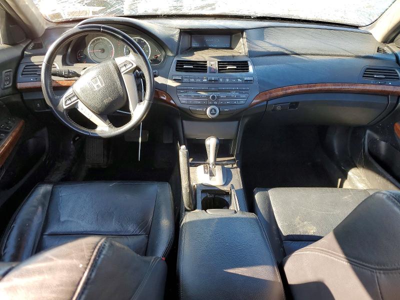 76577925 :رقم المزاد ، 1HGCP3F86BA009789 vin ، 2011 Honda Accord مزاد بيع
