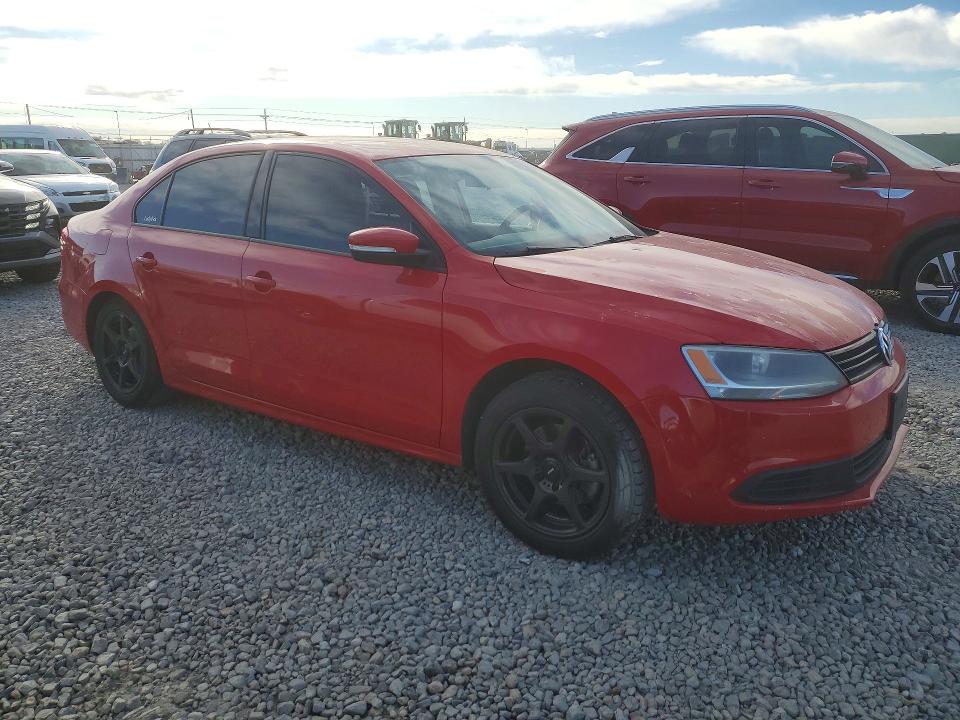 77653265 :رقم المزاد ، 3VWDZ7AJ6BM395967 vin ، 2011 Volkswagen Jetta مزاد بيع