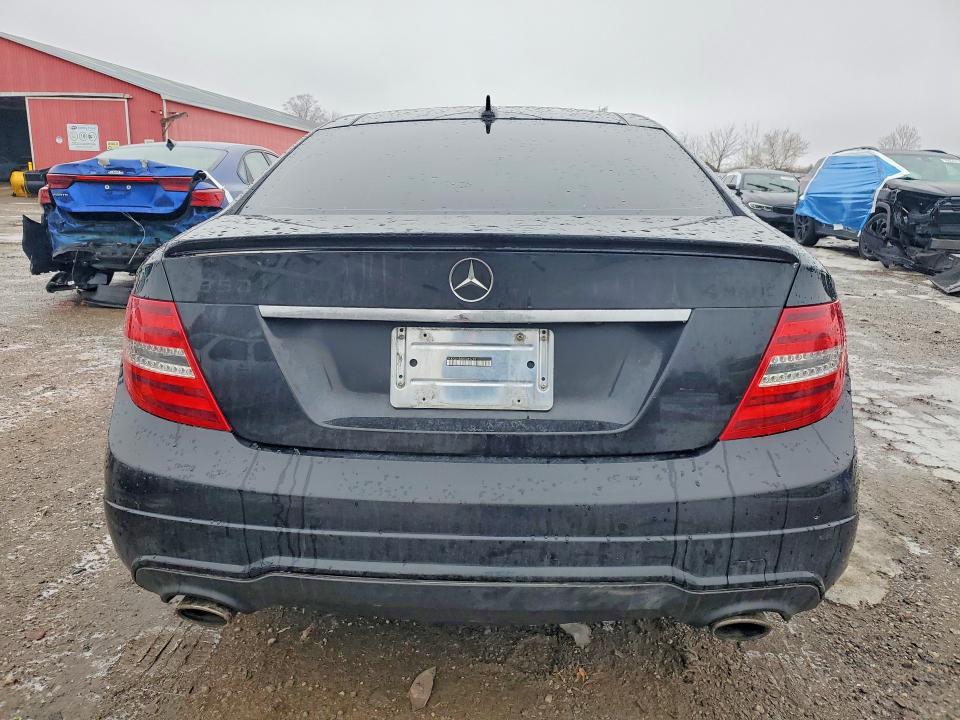 Продажа на аукционе авто 2013 Mercedes-benz C, vin: WDDGJ8JB6DG069725, номер лота: 77013055