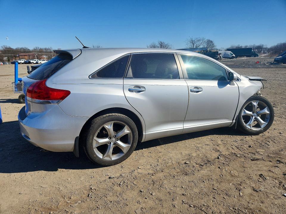 77275635 :رقم المزاد ، 4T3BK3BB7BU052033 vin ، 2011 Toyota Venza مزاد بيع