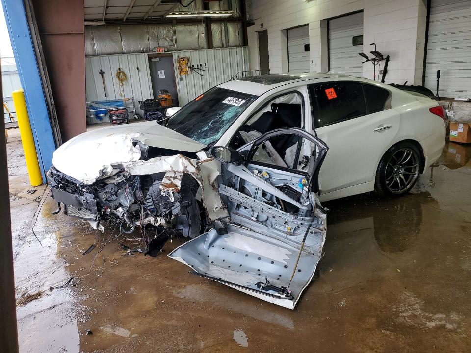 74851955 :رقم المزاد ، JN1EV7AR7HM830138 vin ، 2017 Infiniti Q50 مزاد بيع
