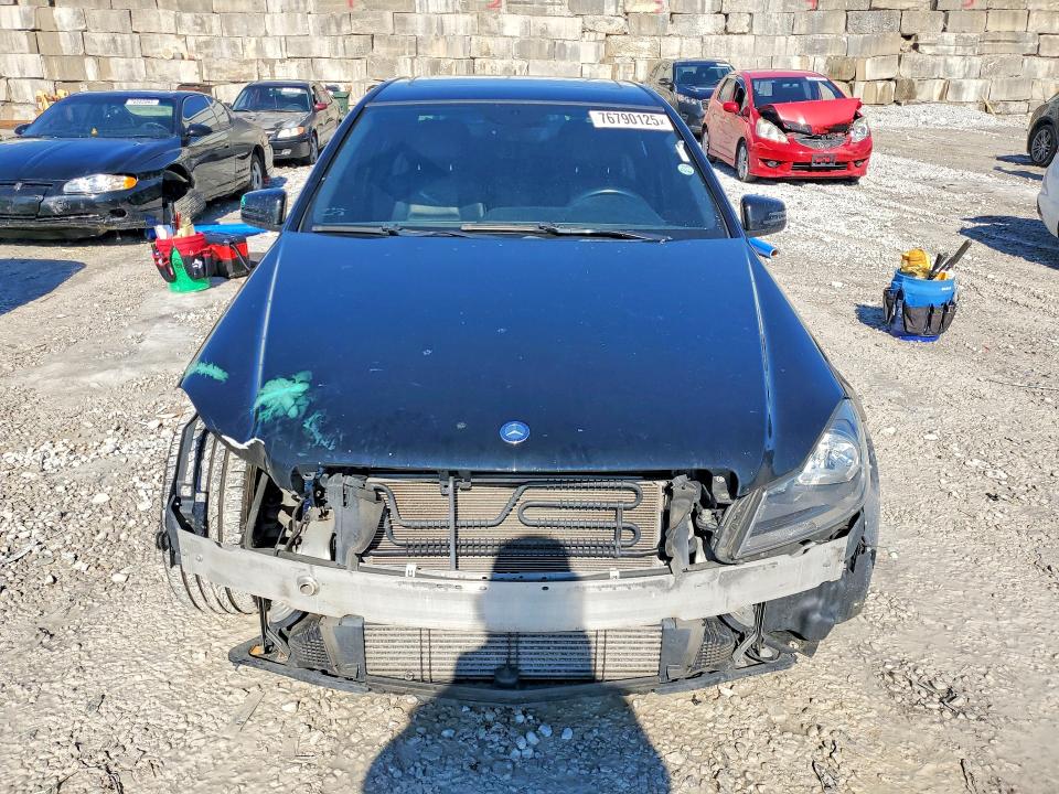 Продажа на аукционе авто 2013 Mercedes-benz C, vin: WDDGF4HB2DR250695, номер лота: 76790125