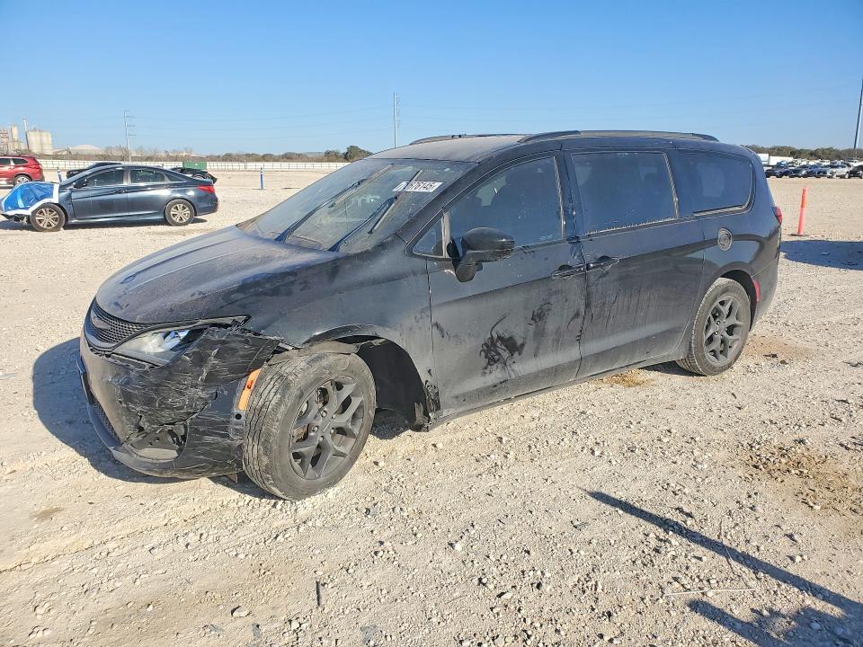Продажа на аукционе авто 2020 Chrysler Pacifica, vin: 2C4RC1EG8LR102196, номер лота: 75676145