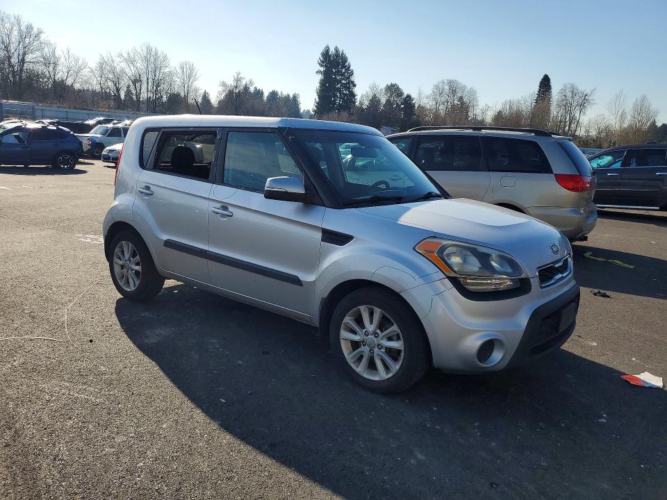 2012 Kia Soul მანქანა იყიდება აუქციონზე, vin: KNDJT2A6XC7382835, აუქციონის ნომერი: 52757876