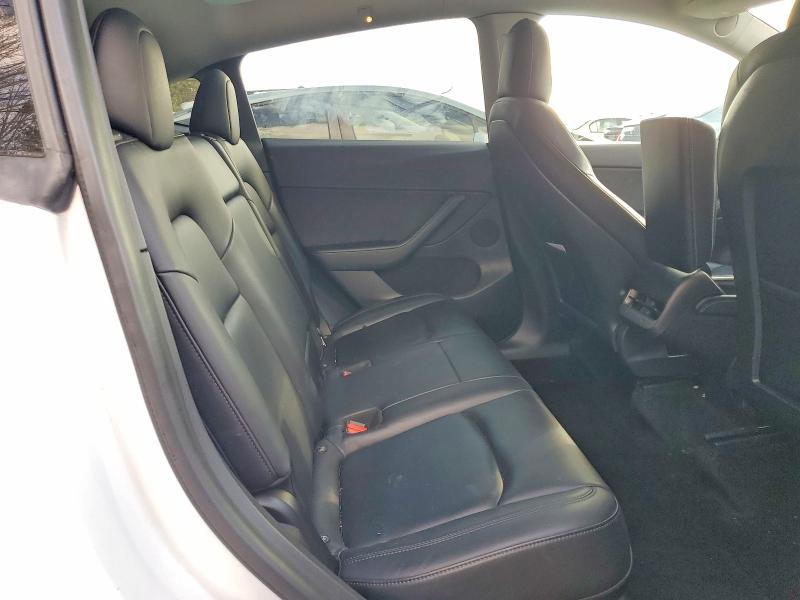 Продажа на аукционе авто 2021 Tesla Model Y, vin: 5YJYGDEE4MF152932, номер лота: 77747955