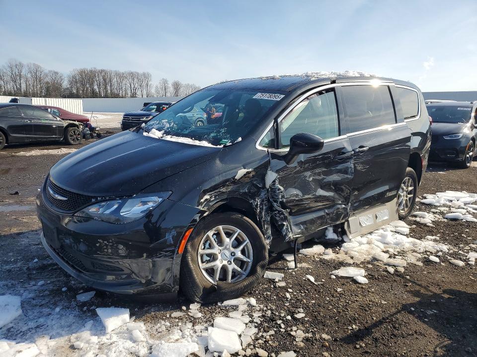 75178095 :رقم المزاد ، 2C4RC1CG2PR548577 vin ، 2023 Chrysler Voyager مزاد بيع