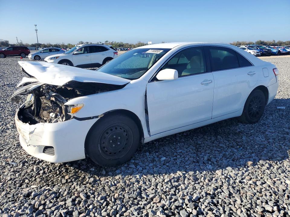Aukcja sprzedaży 2011 Toyota Camry, vin: 4T1BF3EK7BU665911, numer aukcji: 77703055