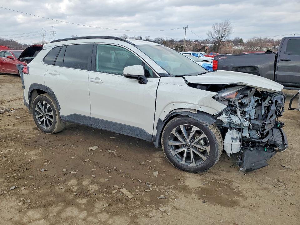 Продаж на аукціоні авто 2024 Toyota Corolla Cross, vin: 7MUEAABG5RV096646, номер лоту: 77095545