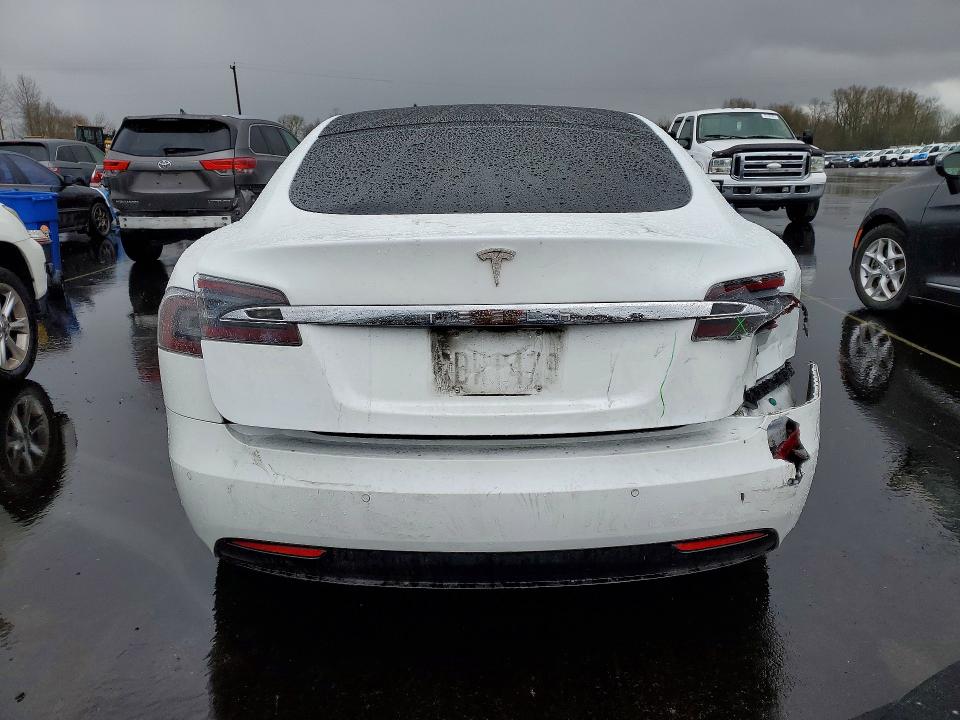 Продаж на аукціоні авто 2018 Tesla Model S, vin: 5YJSA1E22JF269724, номер лоту: 76792605