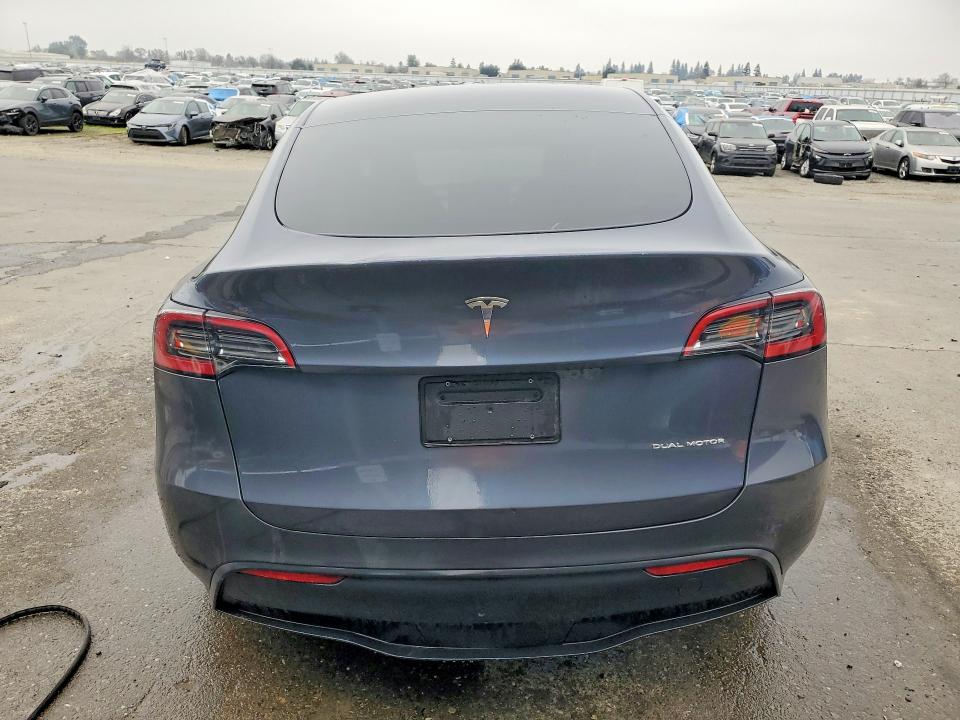76995505 :رقم المزاد ، 7SAYGDEE0PF639133 vin ، 2023 Tesla Model Y مزاد بيع