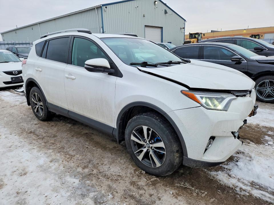 Aukcja sprzedaży 2018 Toyota Rav4, vin: 2T3RFREV7JW811211, numer aukcji: 77300415