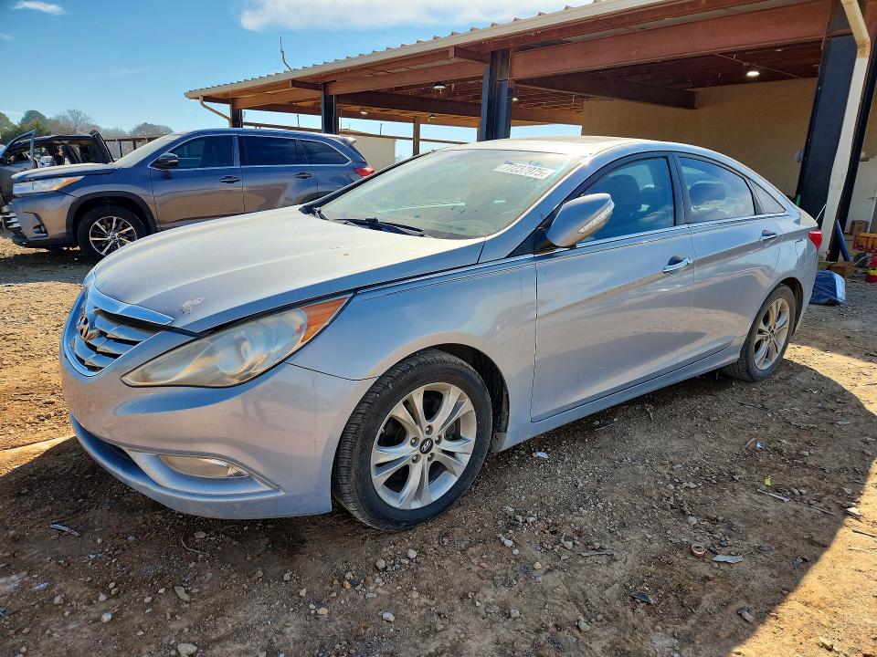 2011 Hyundai Sonata მანქანა იყიდება აუქციონზე, vin: 5NPEC4AC1BH251659, აუქციონის ნომერი: 77237975