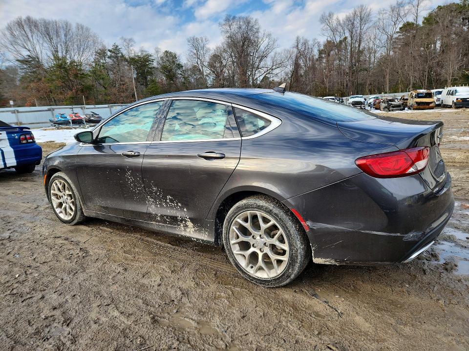 78520895 :رقم المزاد ، 1C3CCCEG7FN512740 vin ، 2015 Chrysler 200 مزاد بيع