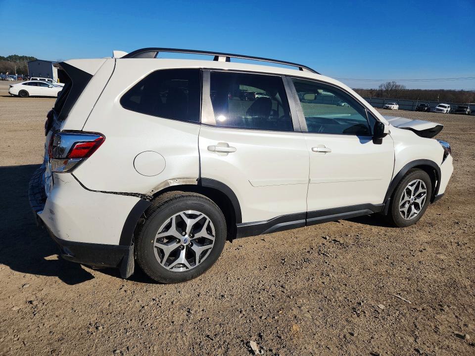 Продажа на аукционе авто 2020 Subaru Forester, vin: JF2SKAJC9LH408473, номер лота: 79363385