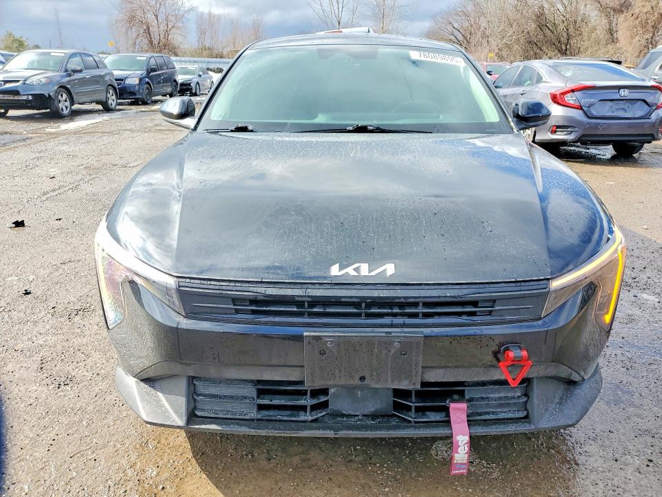 2025 Kia K4 მანქანა იყიდება აუქციონზე, vin: 3KPFT4DE1SE013137, აუქციონის ნომერი: 78089895