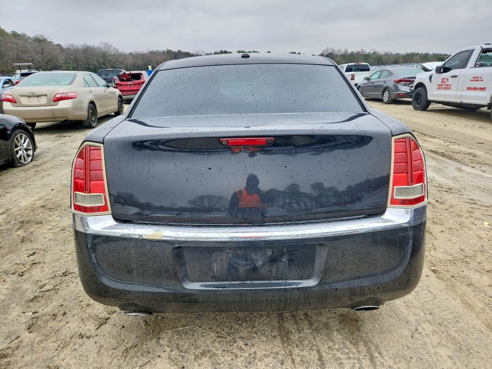 77611215 :رقم المزاد ، 2C3CA5CG7BH537404 vin ، 2011 Chrysler 300 مزاد بيع
