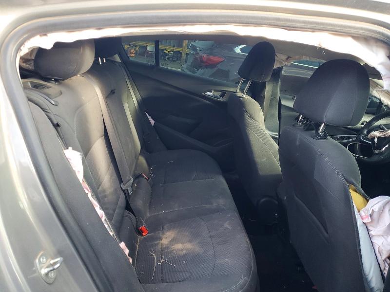 77213385 :رقم المزاد ، 3G1BE6SM2JS604696 vin ، 2018 Chevrolet Cruze مزاد بيع