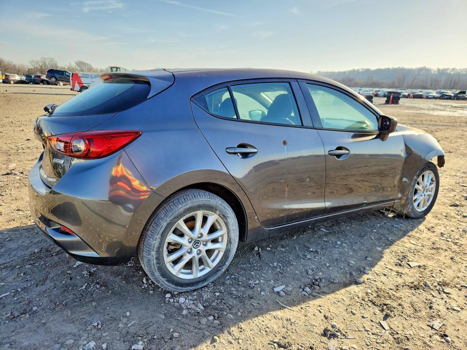 2017 Mazda 3 მანქანა იყიდება აუქციონზე, vin: 3MZBN1K72HM117482, აუქციონის ნომერი: 77576655