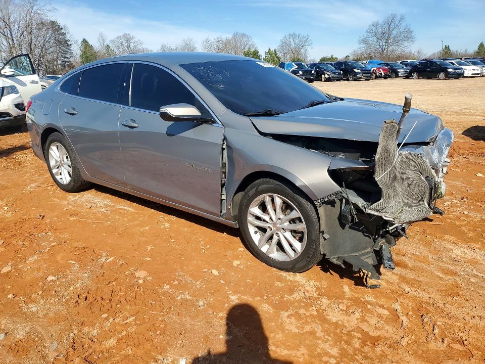 77992355 :رقم المزاد ، 1G1ZD5ST4JF152063 vin ، 2018 Chevrolet Malibu مزاد بيع