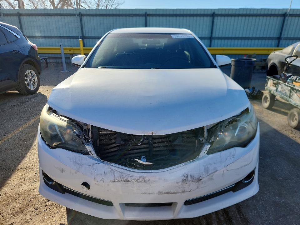 75295255 :رقم المزاد ، 4T1BF1FK8DU659993 vin ، 2013 Toyota Camry مزاد بيع