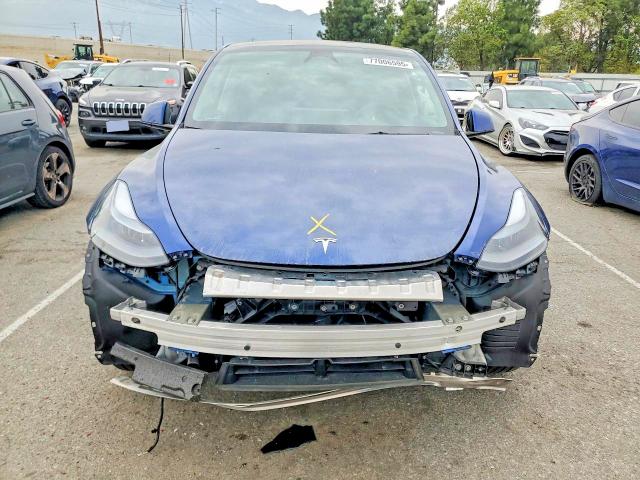 2023 Tesla Model Y მანქანა იყიდება აუქციონზე, vin: 7SAYGDED8PF957377, აუქციონის ნომერი: 77006595