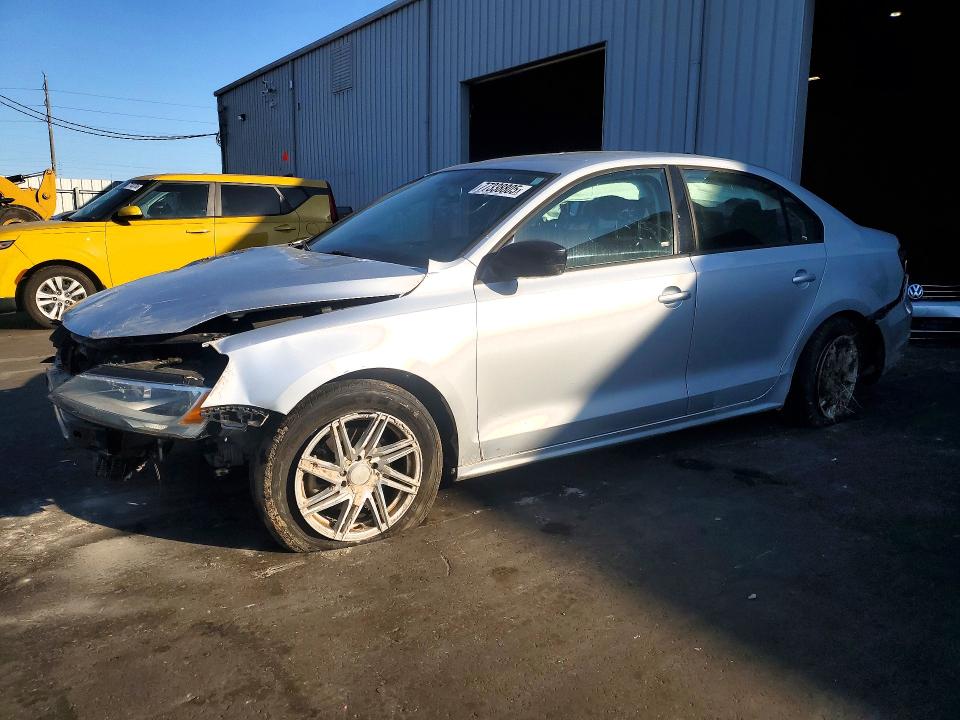 55709436 :رقم المزاد ، 3VW267AJXGM269456 vin ، 2016 Volkswagen Jetta مزاد بيع