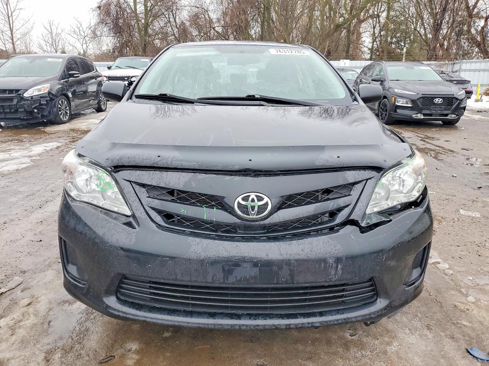 76312785 :رقم المزاد ، 2T1BU4EE8BC751719 vin ، 2011 Toyota Corolla مزاد بيع